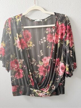 Adara Floral Surplice Blouse Black Pink Floral Top Size